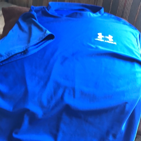 Under Armour dry fit shirt - Picture 1 of 4
